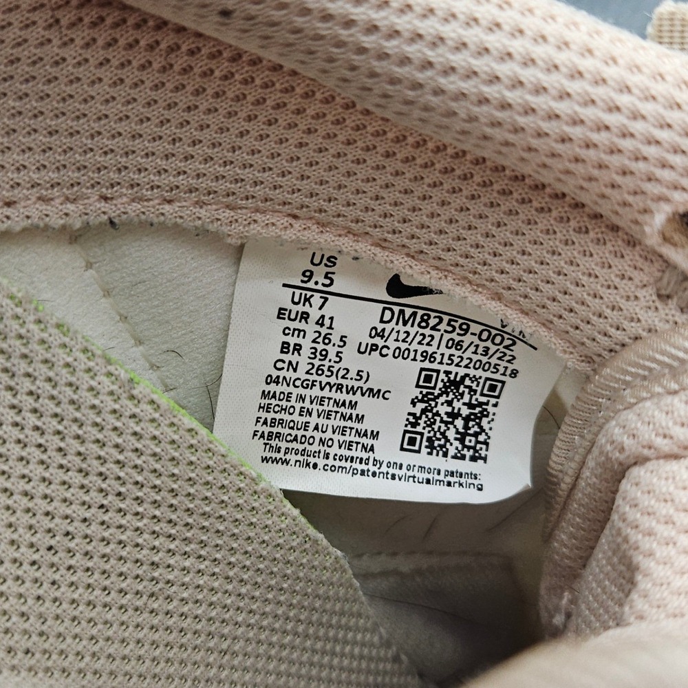 Nike (Womens 9.5) Sand Drift Air Max Pre-Day Sneakers Casual Retro Running Shoes - Picture 9 of 10